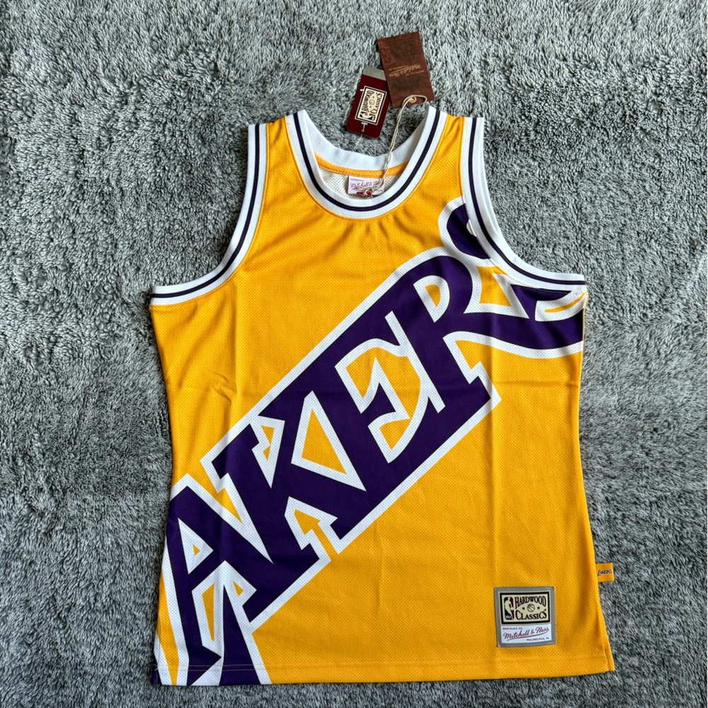 Men’s Los Angeles Lakers Jersey, Mitchell & Ness, Size Large, NWT - Picture 1 of 6